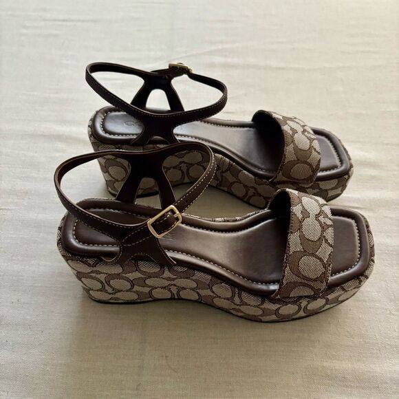 NWT Coach Gale Wedge Sandal Signature Jacquard CAA26 Women’s 10B - Picture 5 of 11